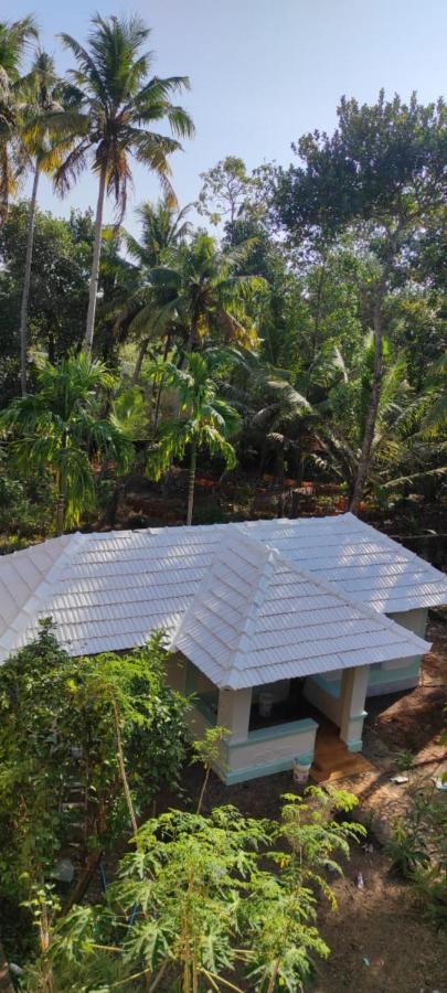 Apartament Baba Luru'S Varkala Zewnętrze zdjęcie